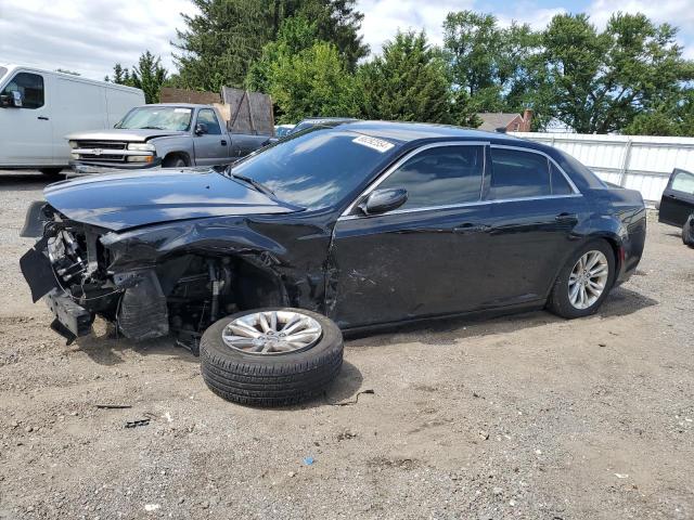 VIN 2C3CCAAG3JH338192 2018 Chrysler 300, Touring no.1