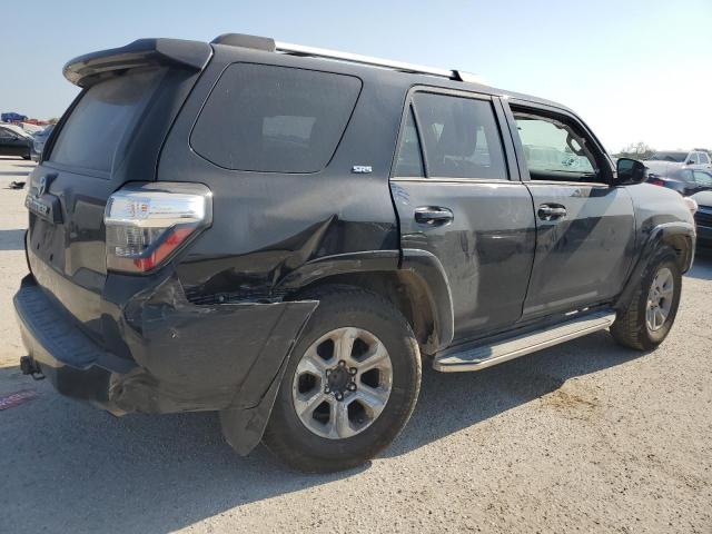 2019 TOYOTA 4RUNNER SR - JTEZU5JR0K5210671