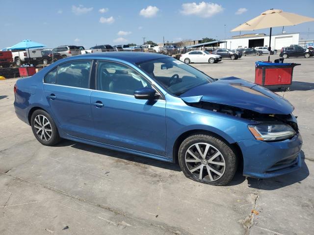 VIN 3VWDB7AJXHM403839 2017 Volkswagen Jetta, SE no.4