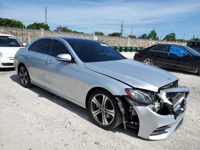 VIN WDDZF4JBXKA631497 2019 Mercedes-Benz E-Class, 300 no.4