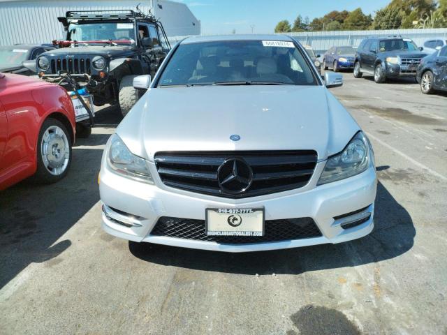 VIN WDDGF4HB6DR272781 2013 Mercedes-Benz C-Class, 250 no.5