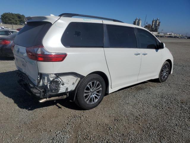 2020 TOYOTA SIENNA XLE 5TDYZ3DC3LS087098  67163104