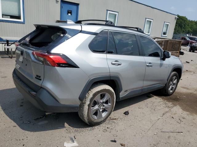 VIN 2T3RWRFV5NW130288 2022 Toyota RAV4, Xle no.3