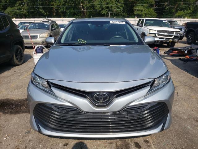 VIN 4T1B11HKXJU670369 2018 Toyota Camry, L no.5