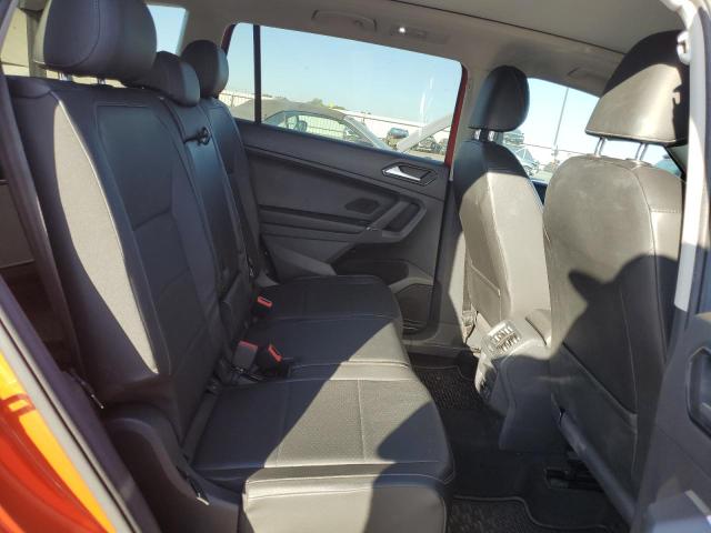 2018 VOLKSWAGEN TIGUAN SE - 3VV3B7AX3JM009318