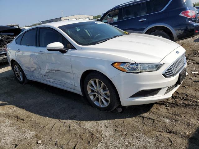 VIN 3FA6P0HD5HR283123 2017 Ford Fusion, SE no.4