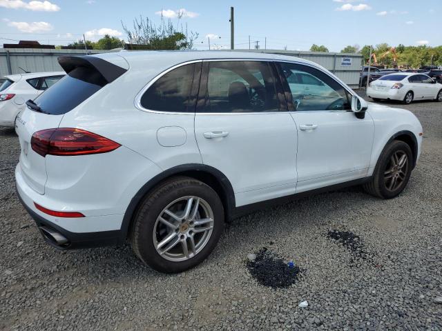 VIN WP1AA2A27GKA10504 2016 Porsche Cayenne no.3