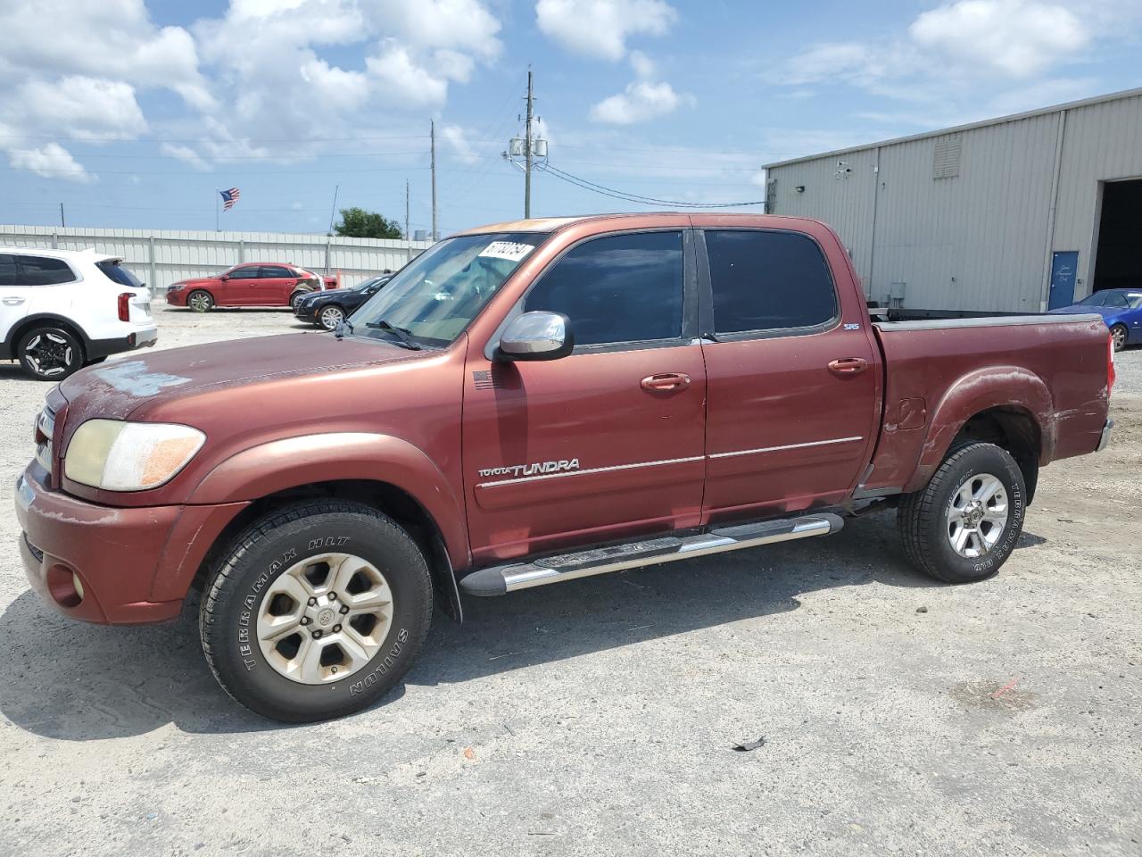 Lot #2977051617 2005 TOYOTA TUNDRA DOU