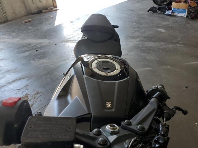 2024 SUZUKI GSX800 F JS1EM13B5R7101479