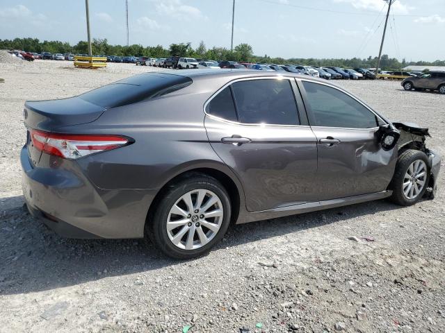 VIN 4T1B11HK9JU632843 2018 Toyota Camry, L no.3