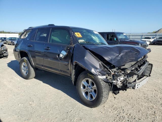 2019 TOYOTA 4RUNNER SR - JTEBU5JR8K5675412