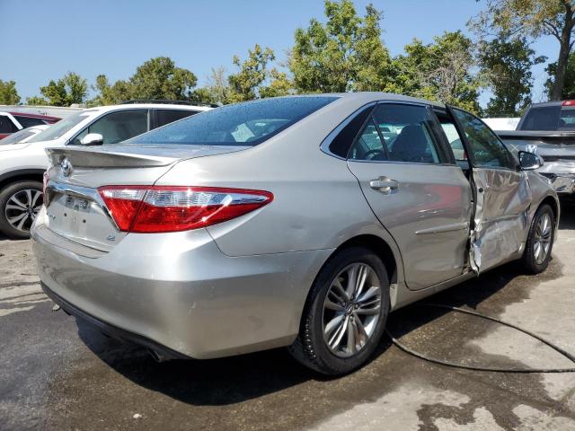 VIN 4T1BF1FK4GU257246 2016 Toyota Camry, LE no.3