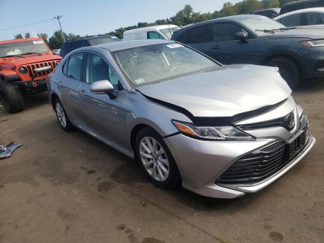 VIN 4T1B11HK0KU733559 2019 Toyota Camry, L no.4