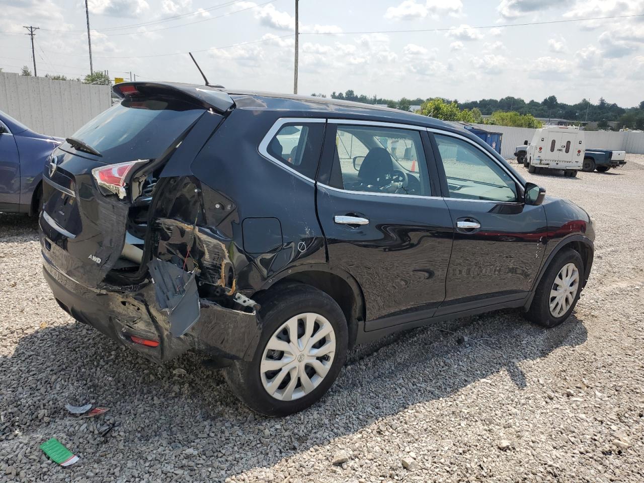 Lot #2831285712 2015 NISSAN ROGUE S