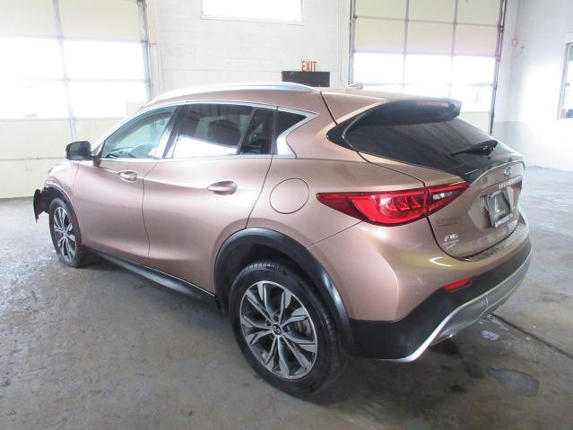 VIN SJKCH5CR6HA023217 2017 Infiniti QX30, Base no.4