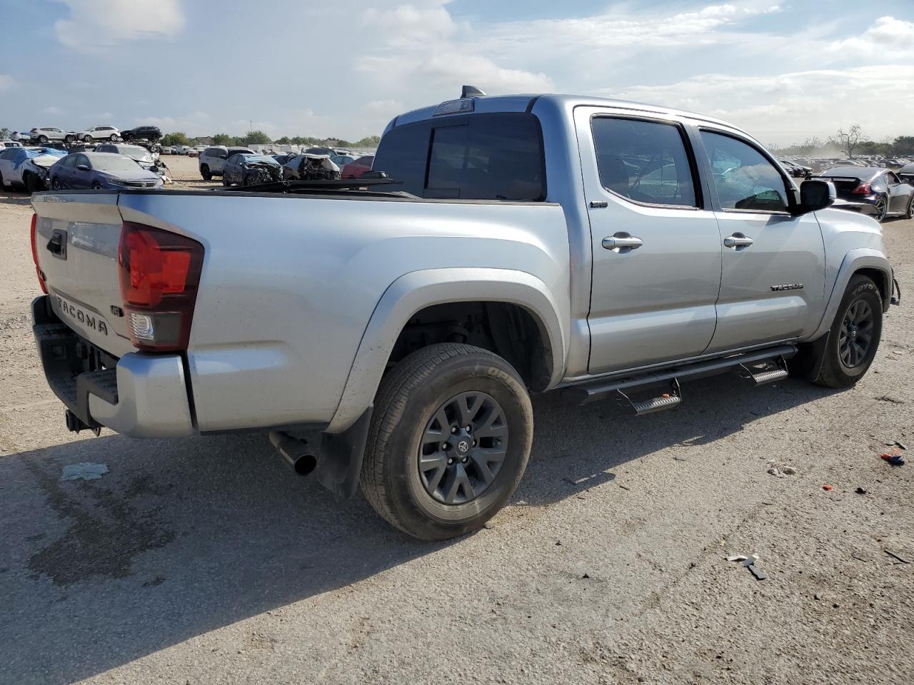 Lot #2960131073 2023 TOYOTA TACOMA DOU