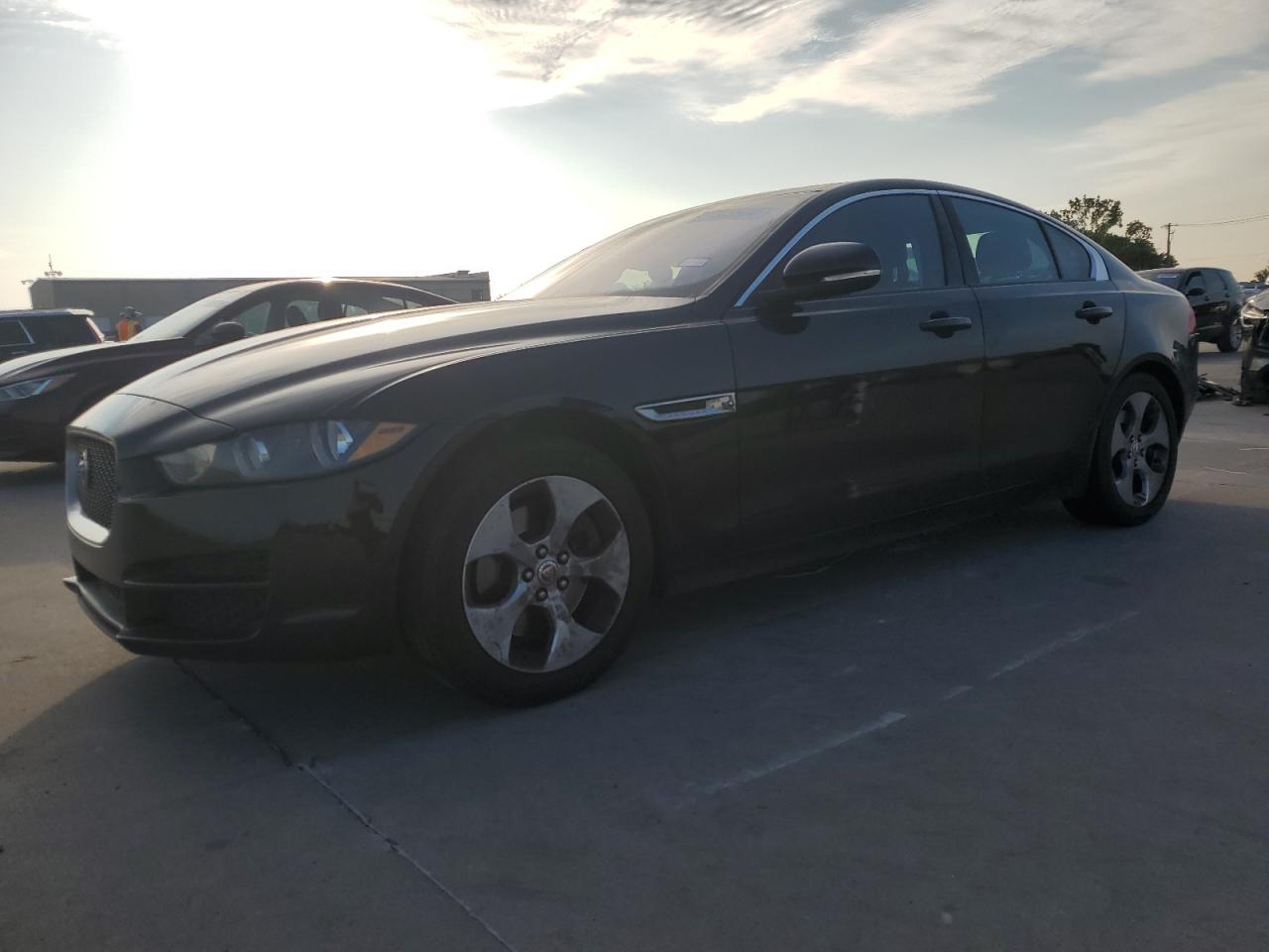 Jaguar XE 2017 XE