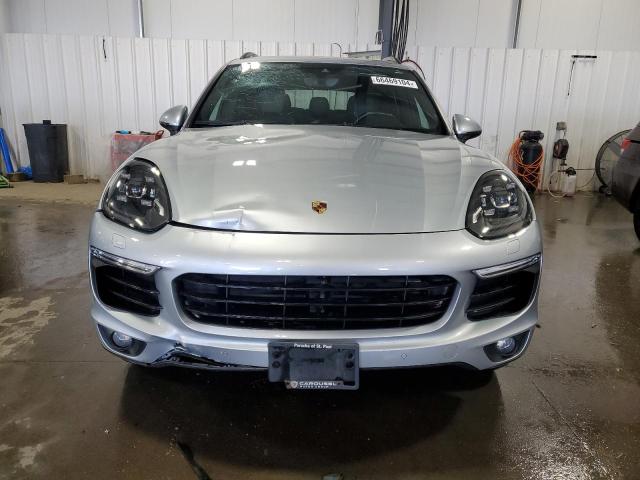 VIN WP1AA2A22HKA87640 2017 Porsche Cayenne no.5