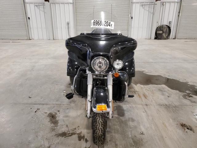 2011 HARLEY-DAVIDSON FLHTCUTG 1HD1MAM1XBB856350