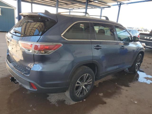 VIN 5TDKKRFH8GS507045 2016 Toyota Highlander, Xle no.3