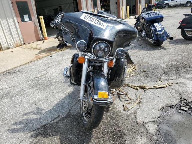 2011 HARLEY-DAVIDSON FLHTCU 1HD1FC417BB655429