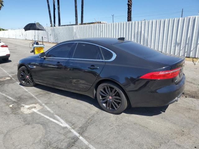 VIN SAJBE4BV3GCY06161 2016 Jaguar XF, Prestige no.2