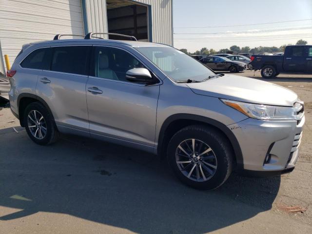 Vin: 5tdjzrfh2hs521211, lot: 67974684, toyota highlander se 20174