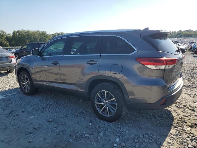 VIN 5TDKZRFHXKS337548 2019 Toyota Highlander, SE no.2