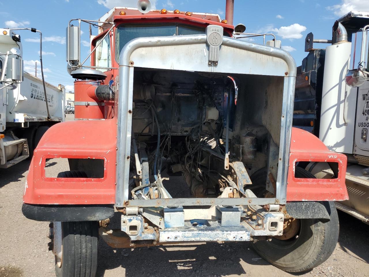 Lot #2804516277 1982 KENWORTH CONSTRUCTI