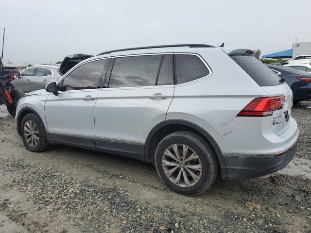 2018 VOLKSWAGEN TIGUAN SE - 3VV3B7AX0JM157474