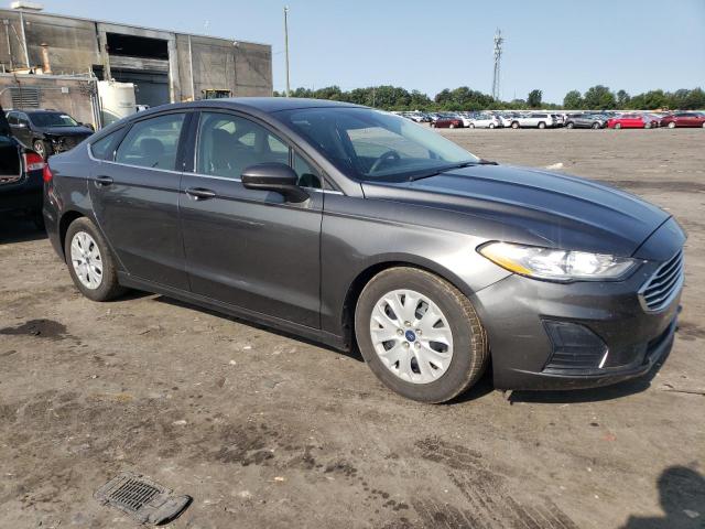 VIN 3FA6P0G79KR165563 2019 Ford Fusion, S no.4