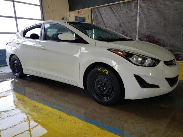 VIN 5NPDH4AE7GH748057 2016 Hyundai Elantra, SE no.4