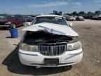 LINCOLN TOWN CAR photo