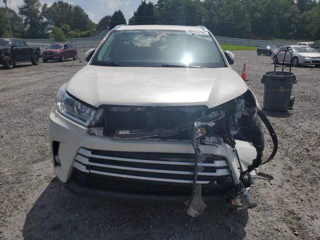 VIN 5TDKZRFH9KS557103 2019 Toyota Highlander, SE no.5