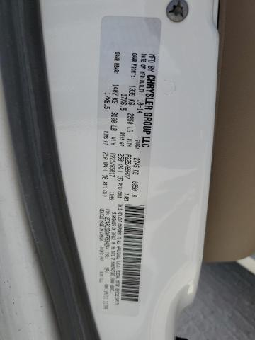 2015 CHRYSLER TOWN & COU - 2C4RC1GG0FR584244