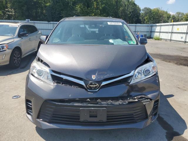 VIN 5TDKZ3DC5JS923674 2018 Toyota Sienna, LE no.5