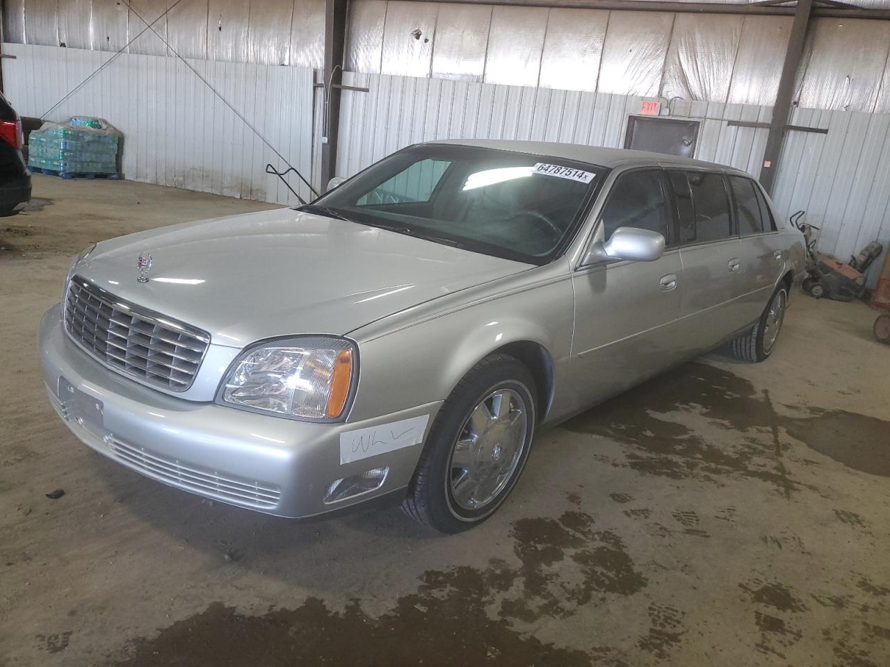 CADILLAC PROFESSION 2003 silver incomp p gas 1GEEH90Y63U550509 photo #1