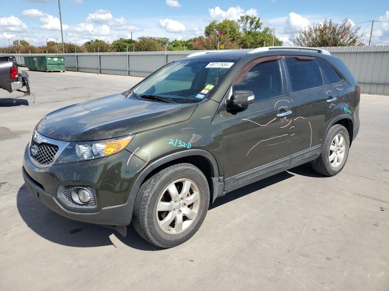  Salvage Kia Sorento