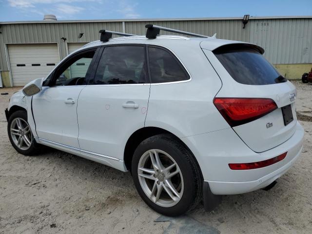 VIN WA1LFAFP0EA071152 2014 Audi Q5, Premium Plus no.2