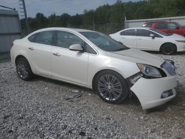 VIN 1G4PS5SK1D4247137 2013 Buick Verano no.4