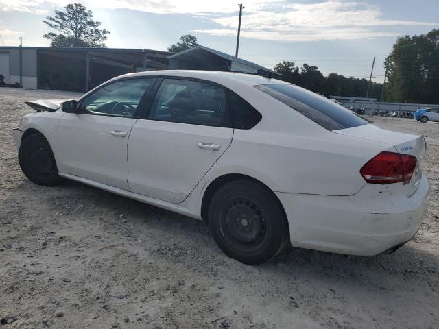 2015 VOLKSWAGEN PASSAT S - 1VWAT7A38FC048461