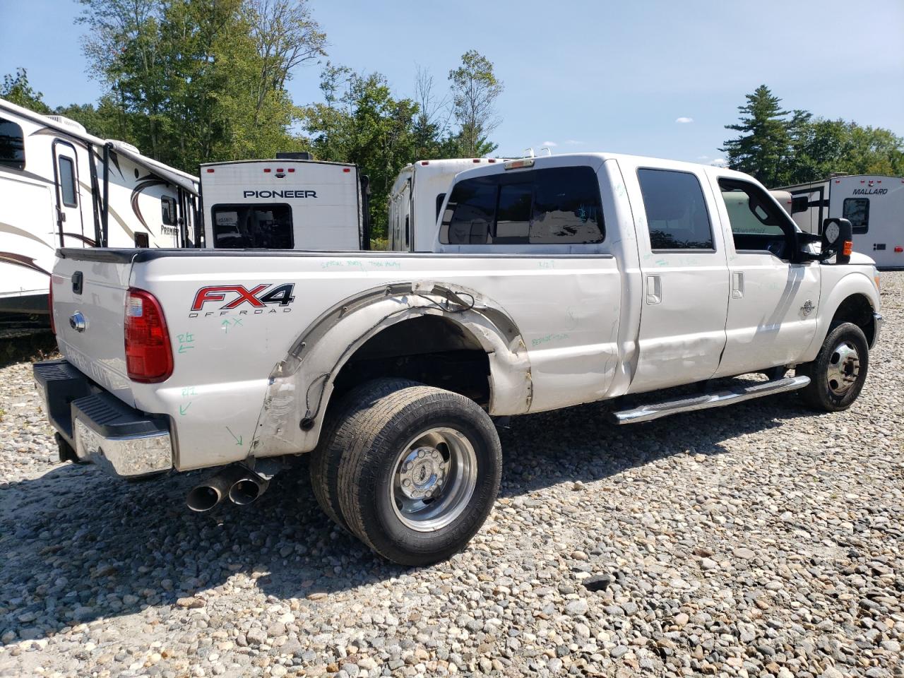 Lot #3033120021 2016 FORD F350 SUPER