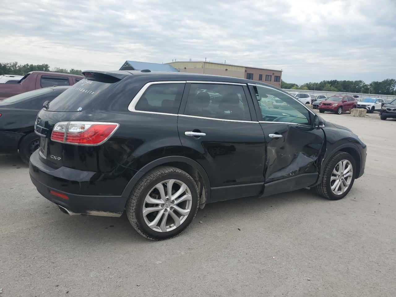 Lot #2913121010 2011 MAZDA CX-9