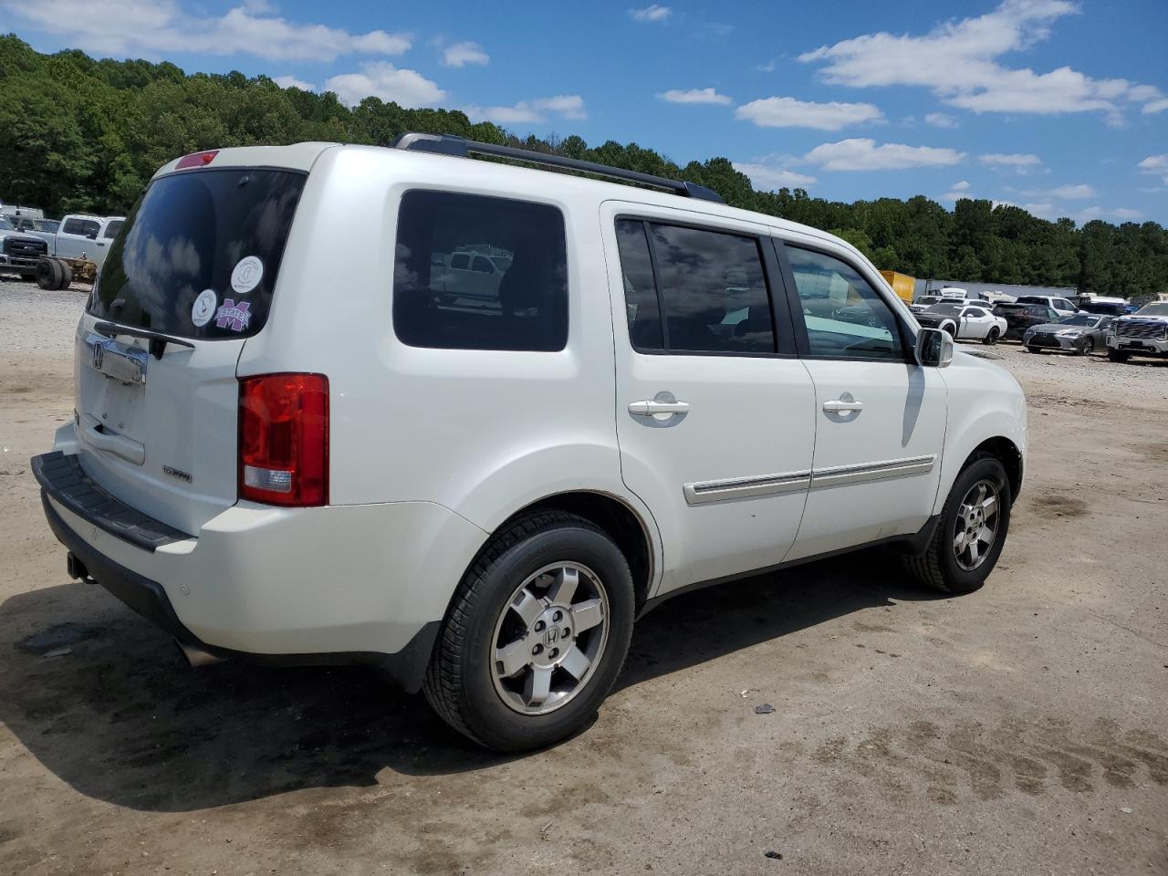 Lot #2766047397 2011 HONDA PILOT TOUR