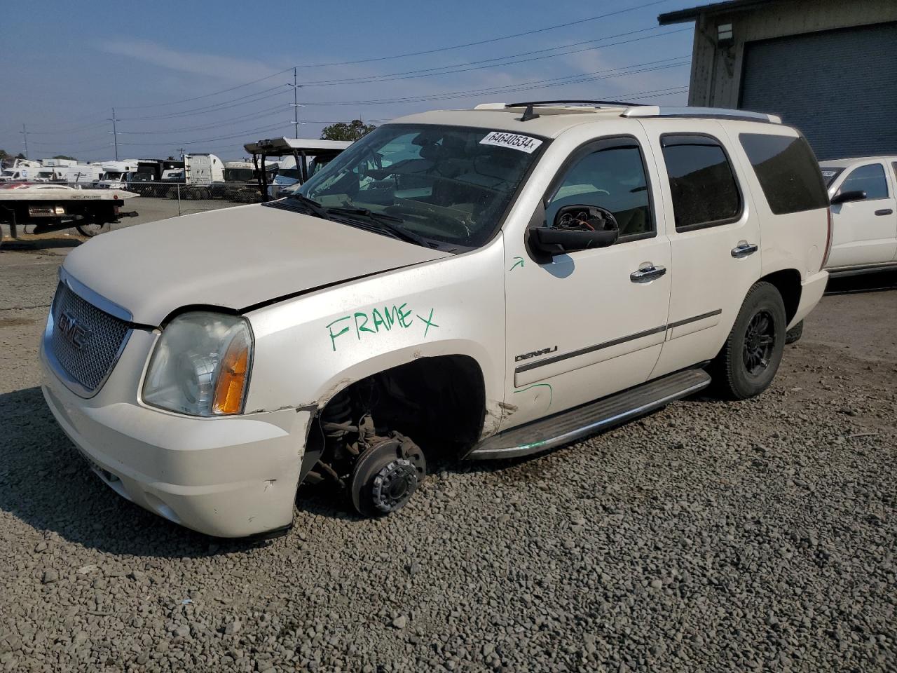 Lot #2806374774 2011 GMC YUKON DENA