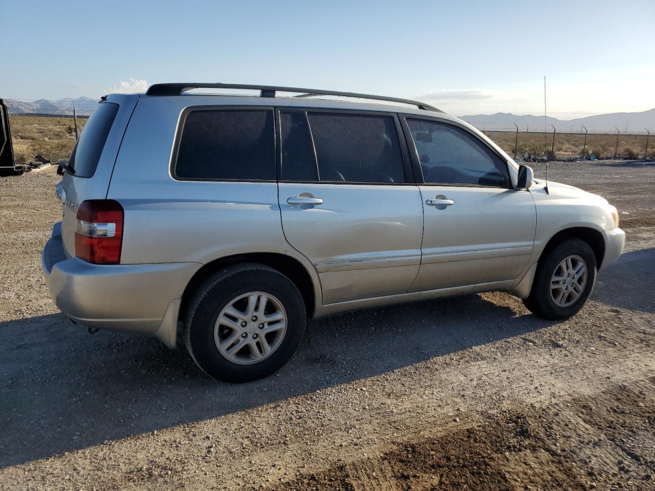 Lot #2804782936 2005 TOYOTA HIGHLANDER