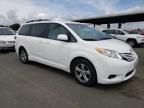 TOYOTA SIENNA LE photo