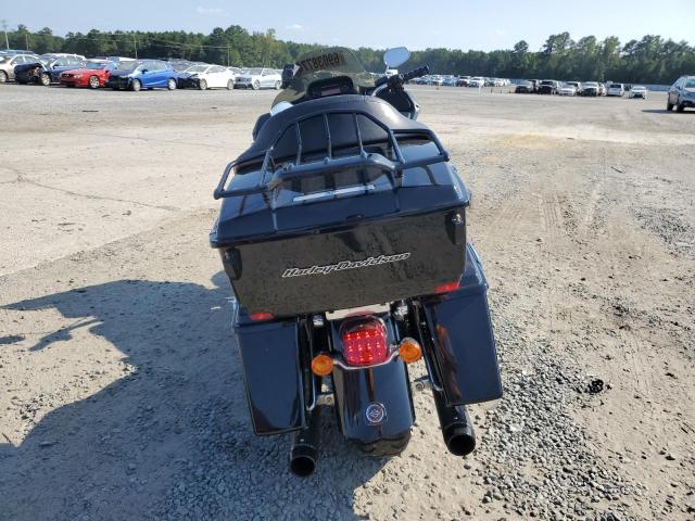 2011 HARLEY-DAVIDSON FLTRU - 1HD1KGM18BB659752