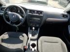 VOLKSWAGEN JETTA SE photo