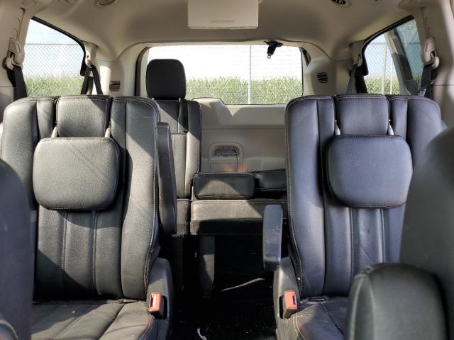 2015 CHRYSLER TOWN & COU - 2C4RC1BG5FR751382